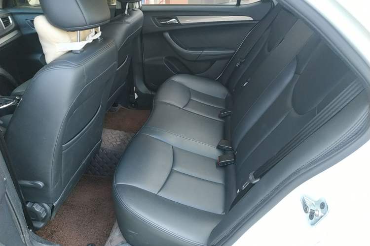 Used Roewe 360 2018 PLUS 1.5L Automatic Luxury Edition Left Rear Seat