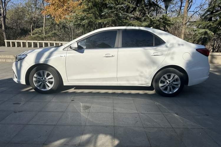 Used Roewe 360 2018 PLUS 1.5L Automatic Luxury Edition Left Side