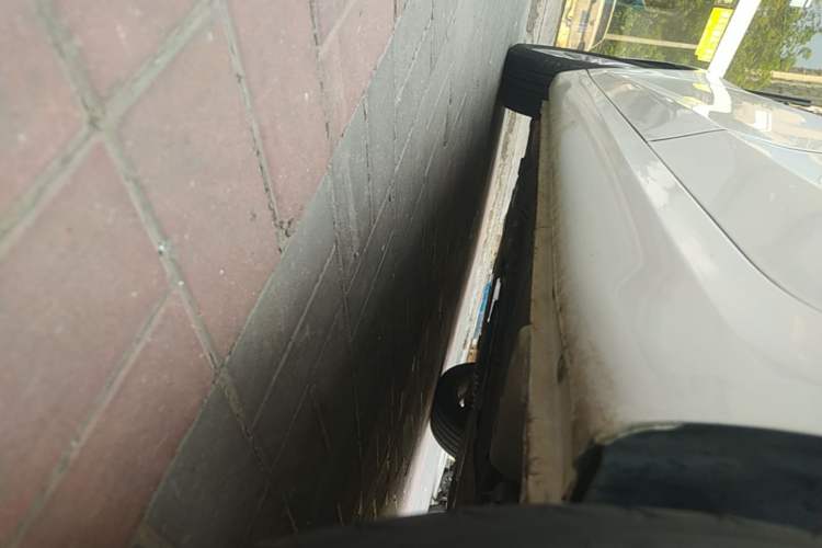 Used Roewe 360 2018 PLUS 1.5L Automatic Luxury Edition Left Side Sill