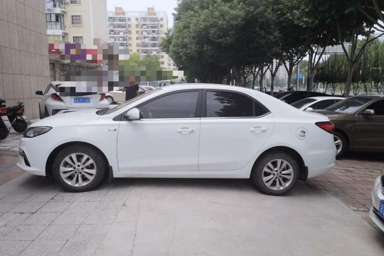 Used Roewe 360 2018 PLUS 1.5L Manual Luxury Edition Left Side
