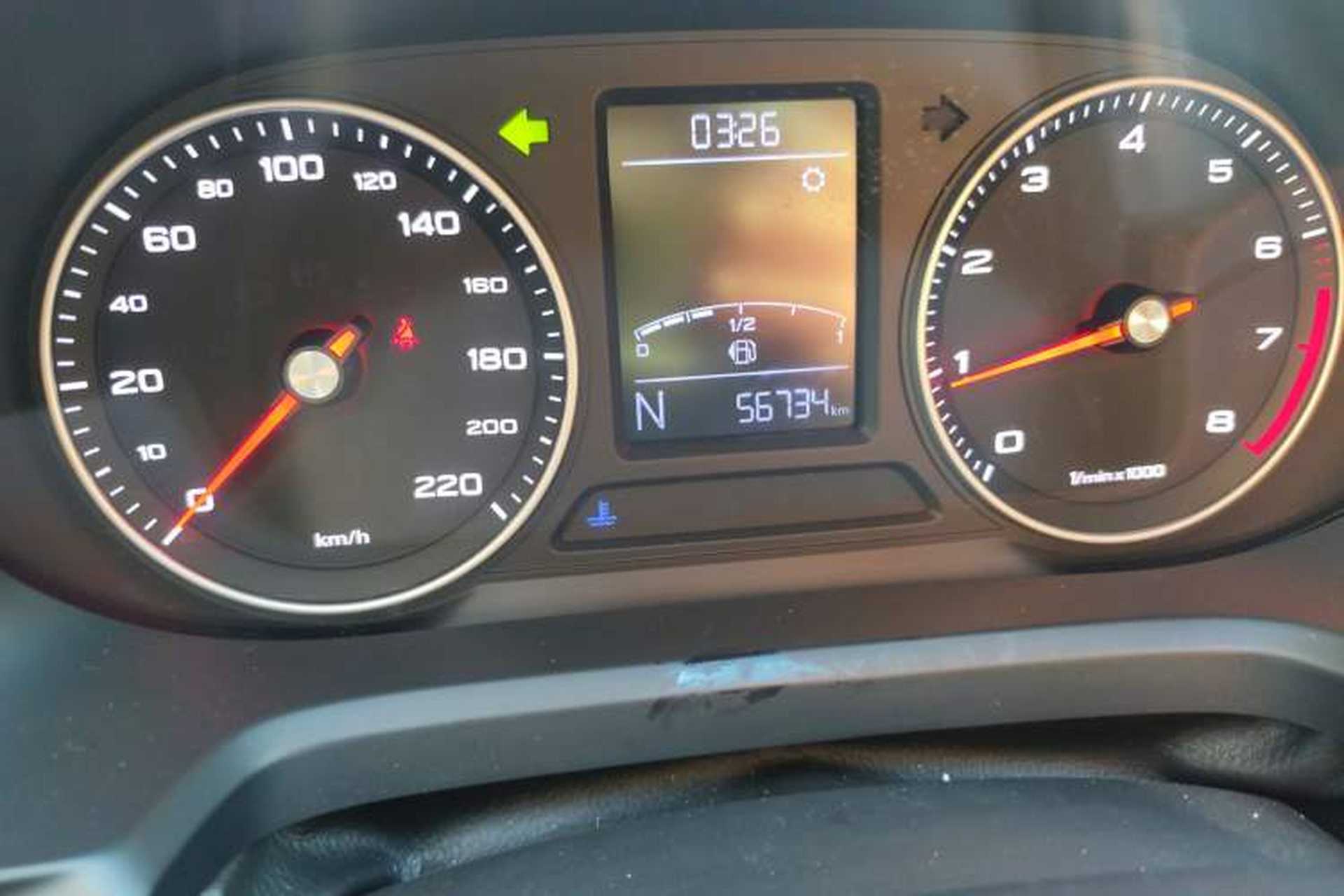Used Roewe 360 2018 PLUS 1.5L Automatic Luxury Edition Odometer Close Up