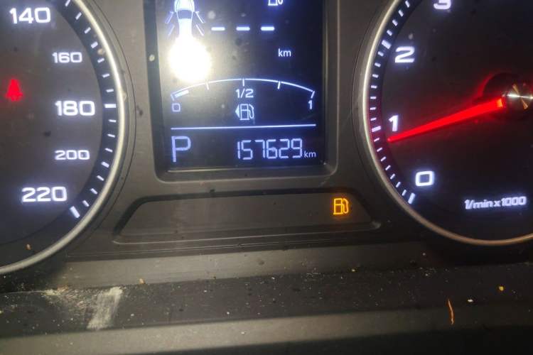 Used Roewe 360 2018 PLUS 1.5L Automatic Luxury Edition Odometer Close Up