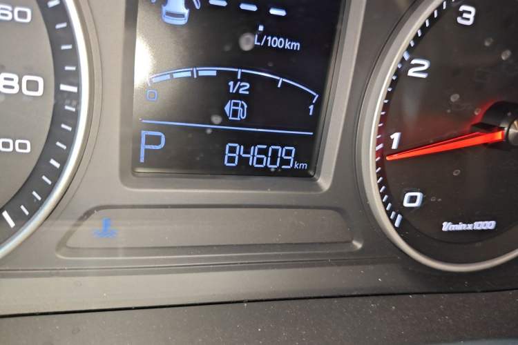 Used Roewe 360 2018 PLUS 1.5L Automatic Luxury Edition Odometer Close Up