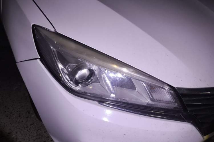 Used Roewe 360 2018 PLUS 1.5L Automatic Luxury Edition Right Front Headlight