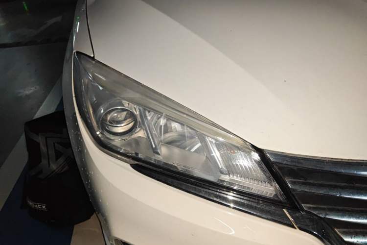 Used Roewe 360 2018 PLUS 1.5L Manual Luxury Edition Right Front Headlight