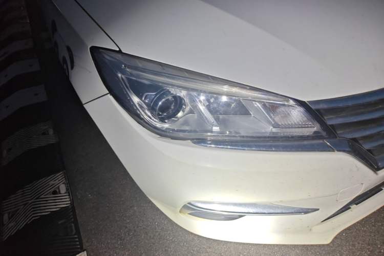 Used Roewe 360 2018 PLUS 1.5L Automatic Luxury Edition Right Front Headlight