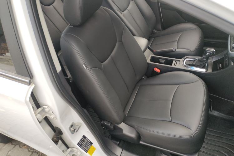 Used Roewe 360 2018 PLUS 1.5L Automatic Luxury Edition Right Front Seat