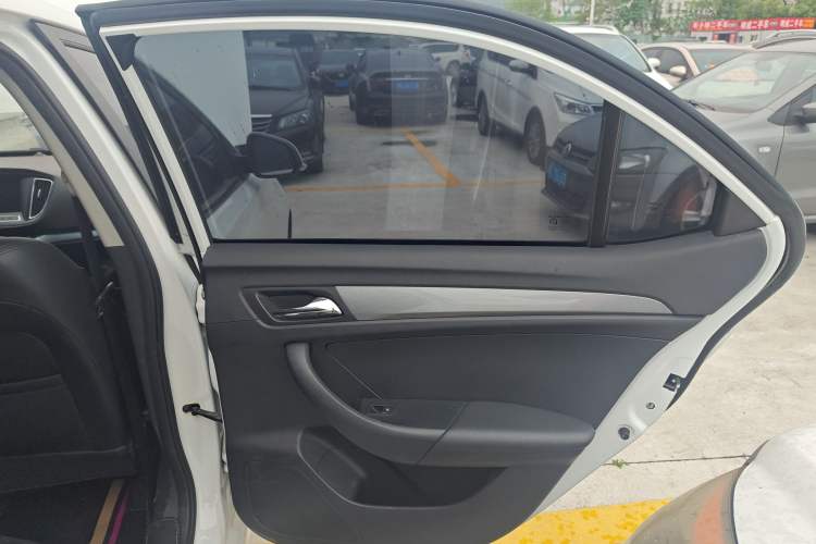 Used Roewe 360 2018 PLUS 1.5L Automatic Luxury Edition Right Rear Door Interior