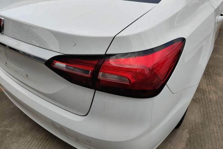 Used Roewe 360 2018 PLUS 1.5L Automatic Luxury Edition Right Rear Taillight