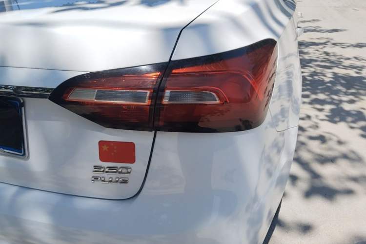 Used Roewe 360 2018 PLUS 1.5L Manual Luxury Edition Right Rear Taillight