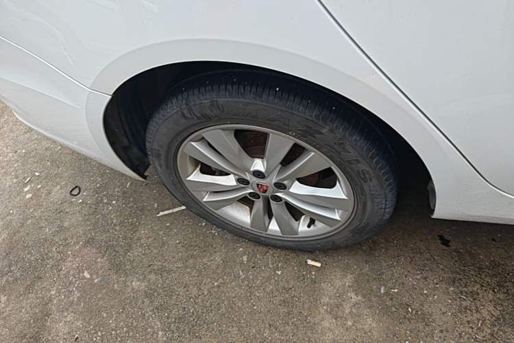 Used Roewe 360 2018 PLUS 1.5L Automatic Luxury Edition Right Rear Wheel Hub