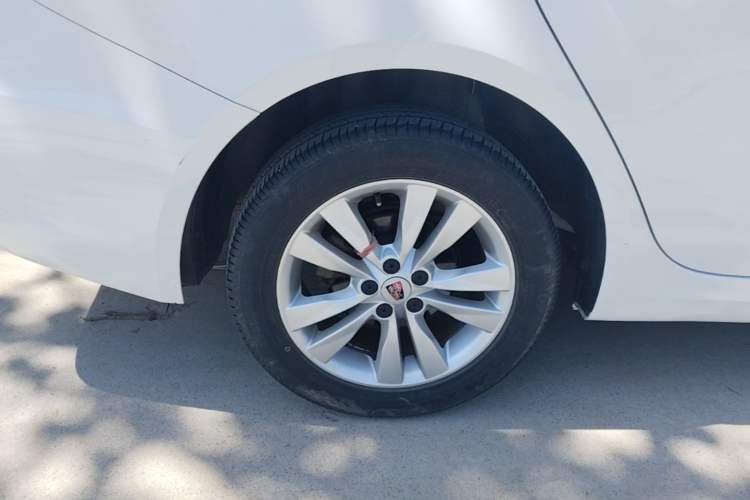 Used Roewe 360 2018 PLUS 1.5L Manual Luxury Edition Right Rear Wheel Hub