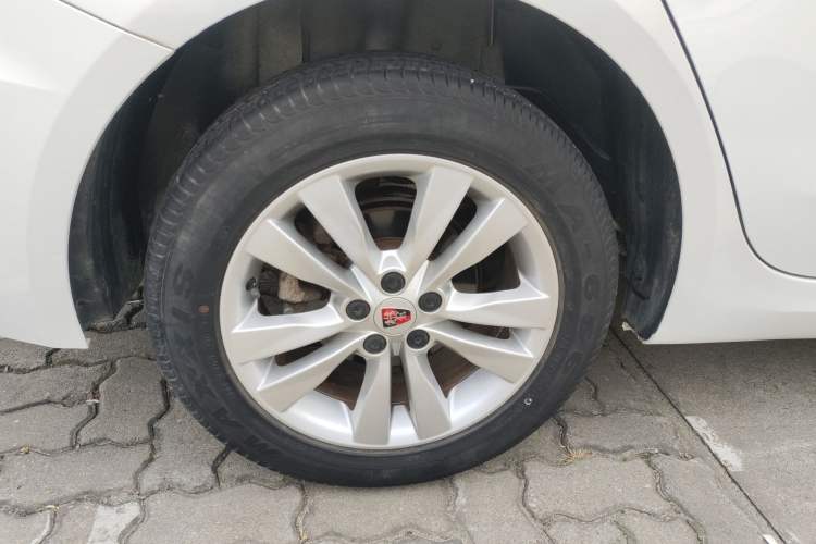 Used Roewe 360 2018 PLUS 1.5L Automatic Luxury Edition Right Rear Wheel Hub