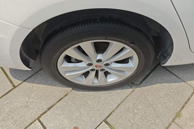 Used Roewe 360 2018 PLUS 1.5L Automatic Luxury Edition Right Rear Wheel Hub