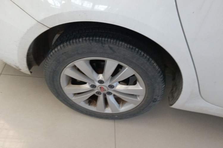 Used Roewe 360 2018 PLUS 1.5L Manual Luxury Edition Right Rear Wheel Hub