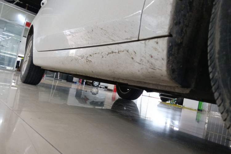Used Roewe 360 2018 PLUS 1.5L Manual Luxury Edition Right Side Sill