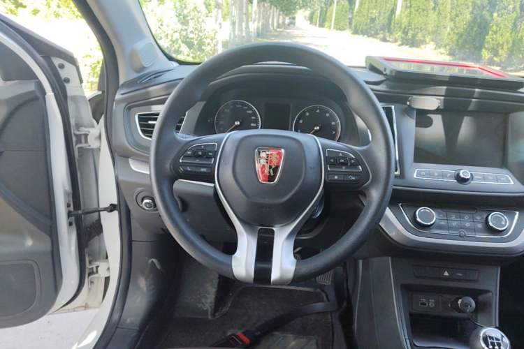 Used Roewe 360 2018 PLUS 1.5L Manual Luxury Edition Steering Wheel