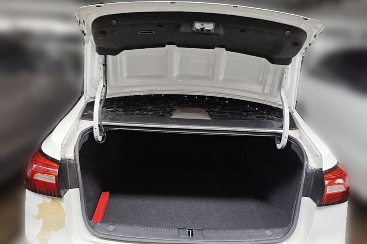 Used Roewe 360 2018 PLUS 1.5L Automatic Luxury Edition Trunk