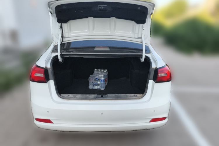 Used Roewe 360 2018 PLUS 1.5L Automatic Luxury Edition Trunk