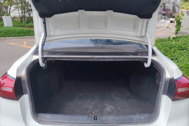 Used Roewe 360 2018 PLUS 1.5L Automatic Luxury Edition Trunk