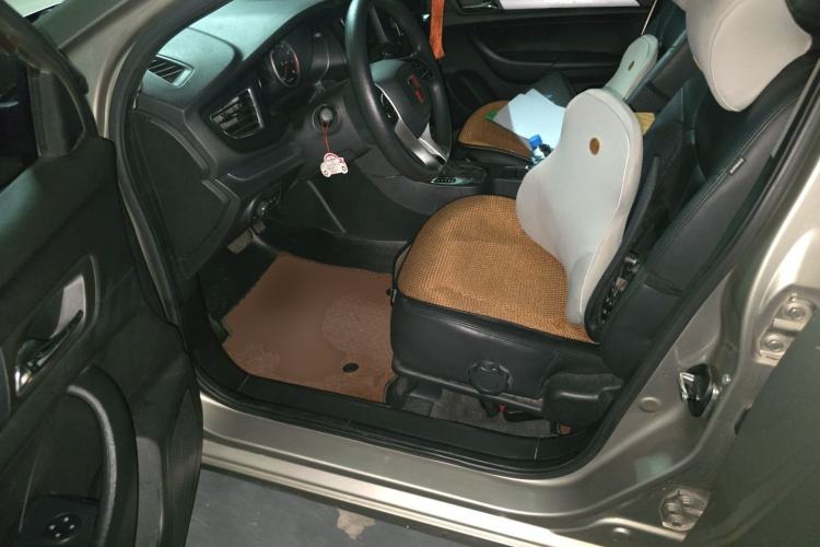 Used Roewe 360 2018 PLUS 1.5L Automatic Luxury Edition Driver Seat