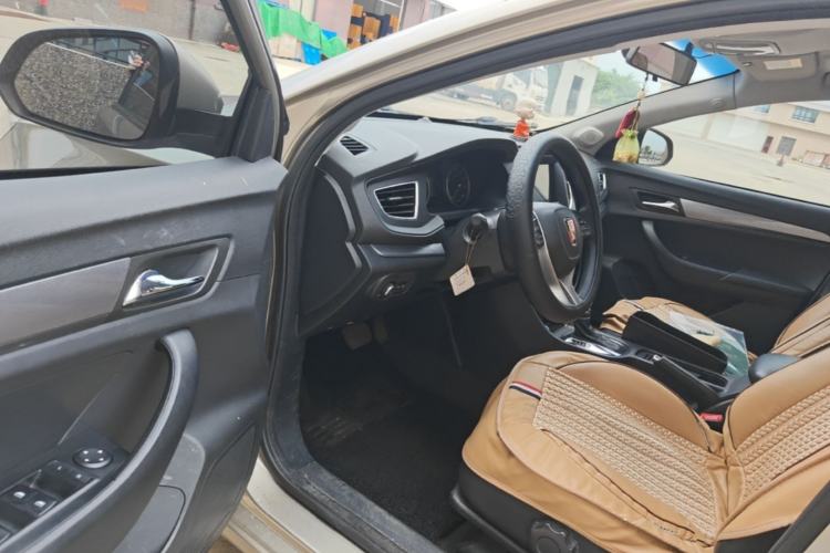 Used Roewe 360 2018 PLUS 1.5L Automatic Luxury Edition Driver Seat