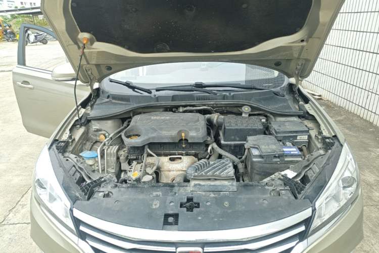 Used Roewe 360 2018 PLUS 1.5L Automatic Luxury Edition Engine Bay