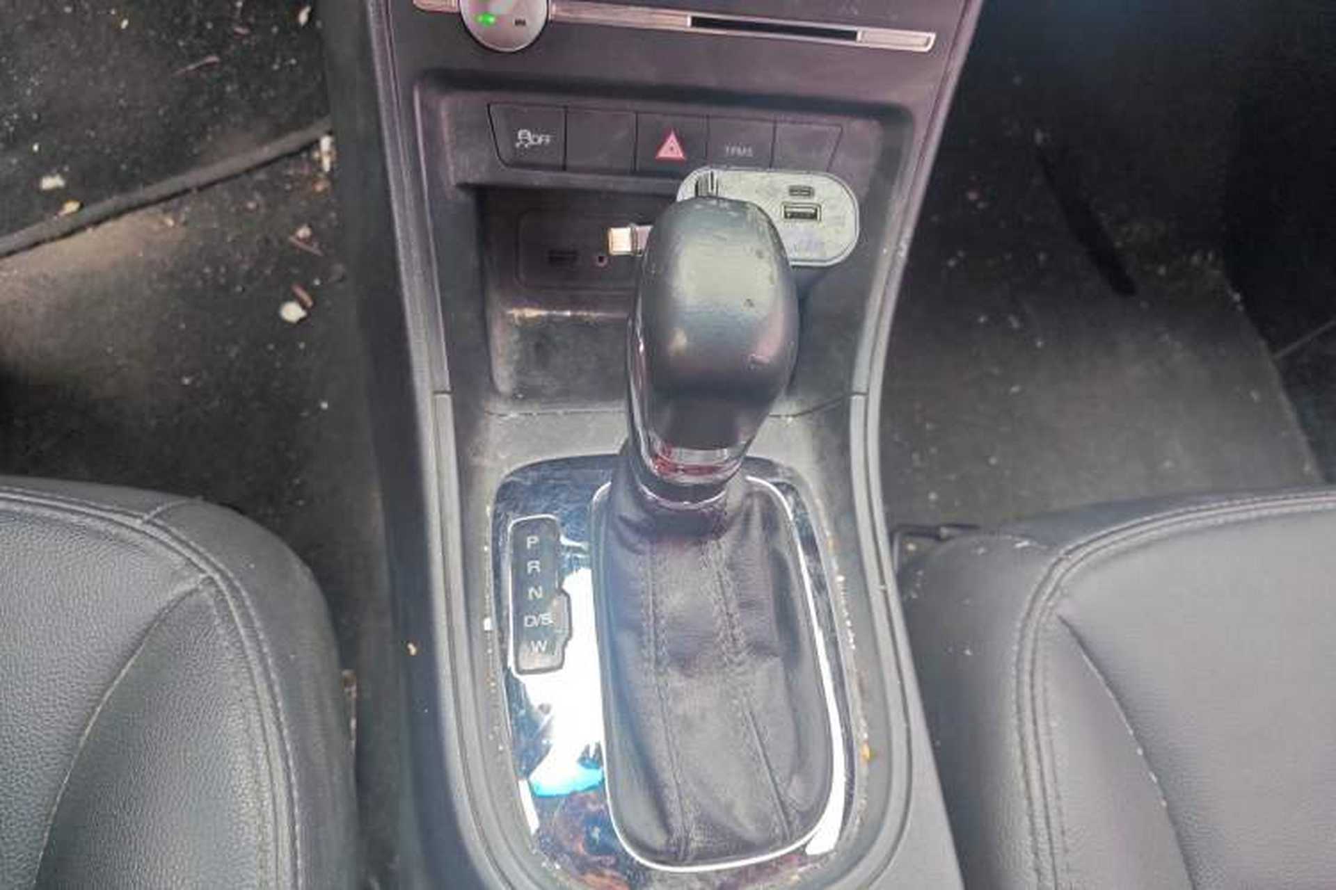 Used Roewe 360 2018 PLUS 1.5L Automatic Luxury Edition Gear Lever