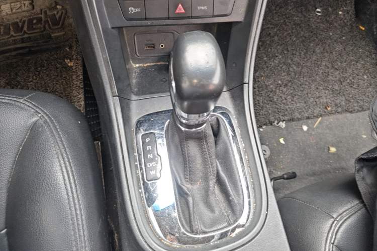 Used Roewe 360 2018 PLUS 1.5L Automatic Luxury Edition Gear Lever