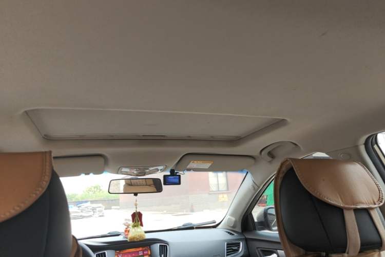 Used Roewe 360 2018 PLUS 1.5L Automatic Luxury Edition Headliner