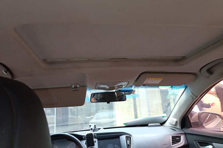 Used Roewe 360 2018 PLUS 1.5L Automatic Luxury Edition Headliner