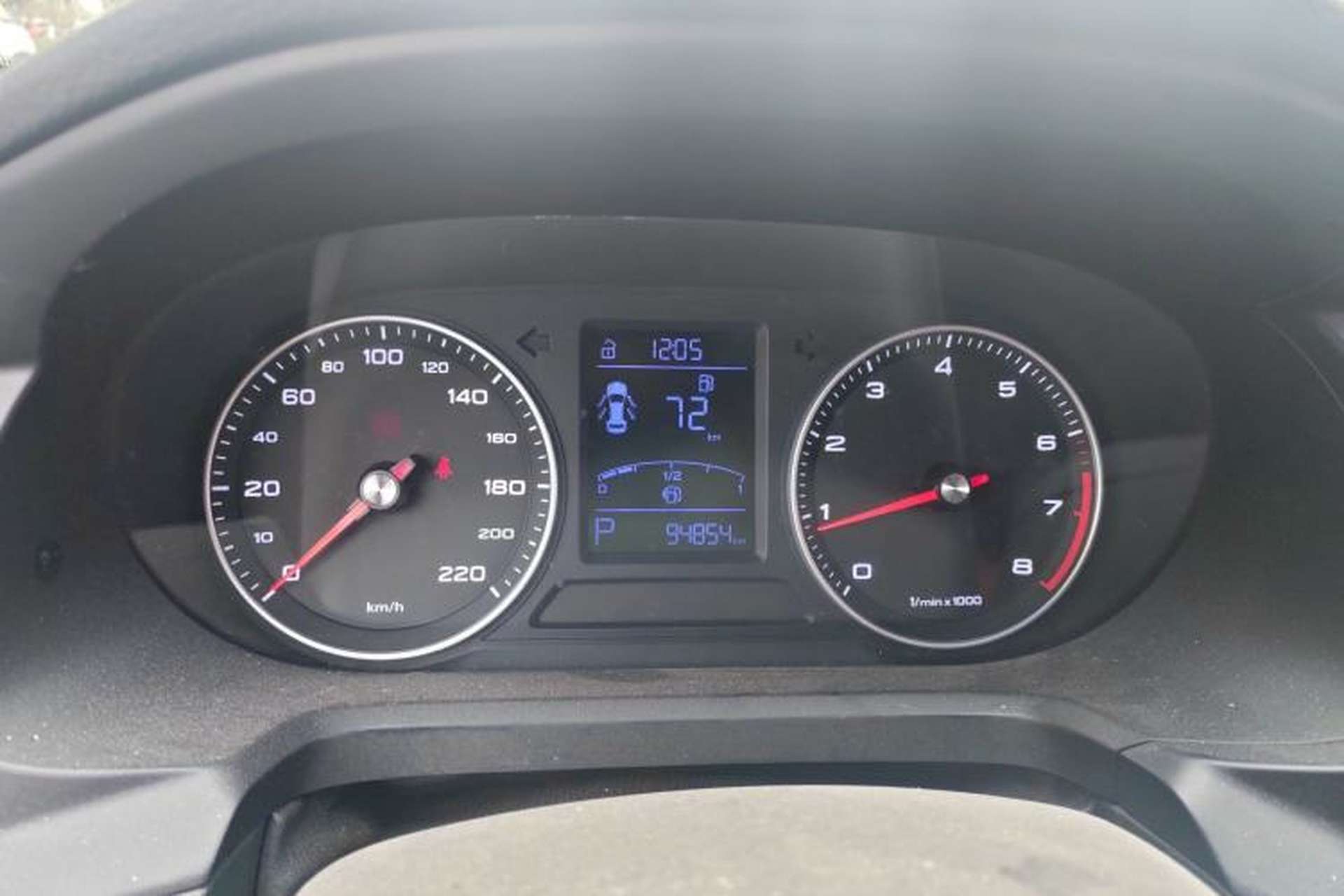 Used Roewe 360 2018 PLUS 1.5L Automatic Luxury Edition Instrument Cluster