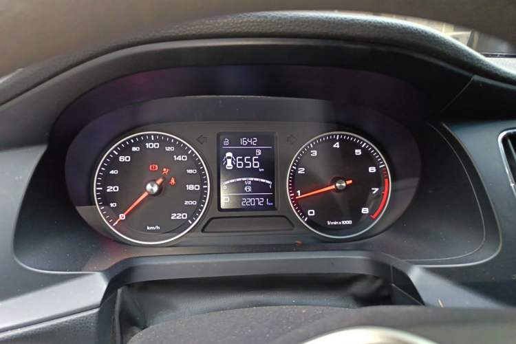 Used Roewe 360 2018 PLUS 1.5L Automatic Luxury Edition Instrument Cluster