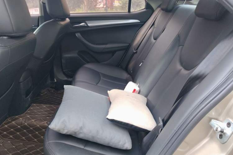 Used Roewe 360 2018 PLUS 1.5L Automatic Luxury Edition Left Rear Seat