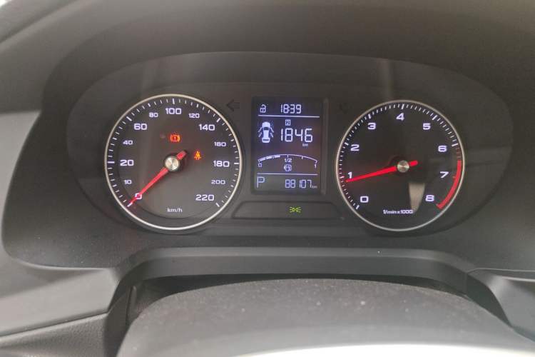 Used Roewe 360 2018 PLUS 1.5L Automatic Luxury Edition Odometer Close Up