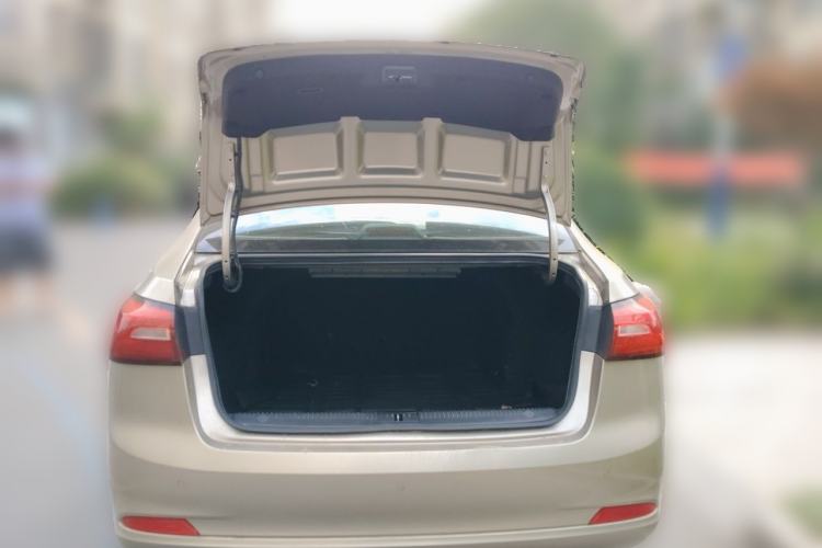 Used Roewe 360 2018 PLUS 1.5L Automatic Luxury Edition Trunk