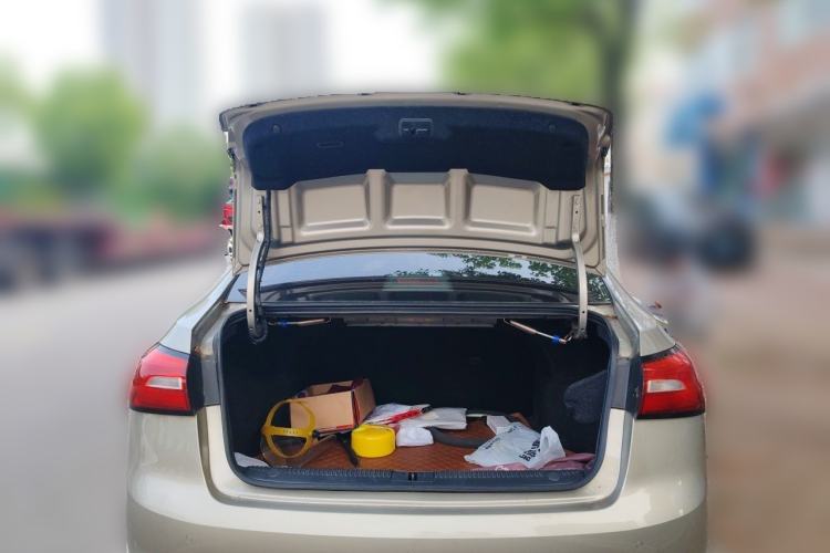 Used Roewe 360 2018 PLUS 1.5L Automatic Luxury Edition Trunk