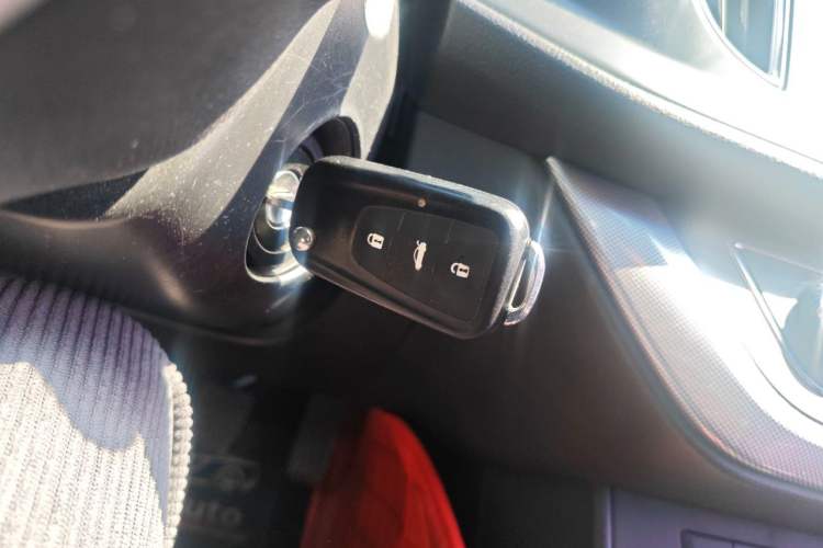 Used Roewe 360 2018 PLUS 1.5L Manual Luxury Edition Vehicle Key