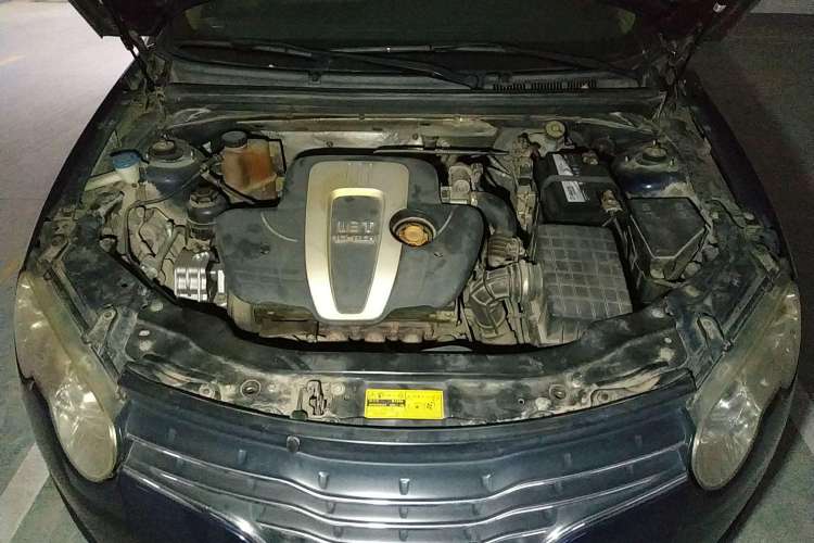 Used Roewe 550 2008 550D 1.8T Automatic Premium Edition Engine Bay