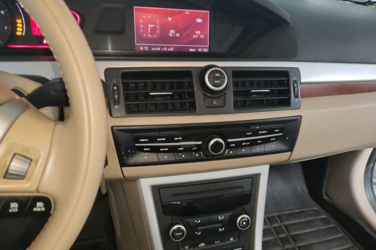 Used Roewe 550 2008 550D 1.8T Manual Prestige Edition Audio And AC Panel