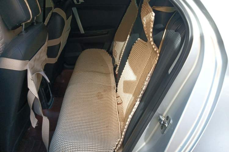 Used Roewe 550 2008 550D 1.8T Automatic Premium Edition Left Rear Seat