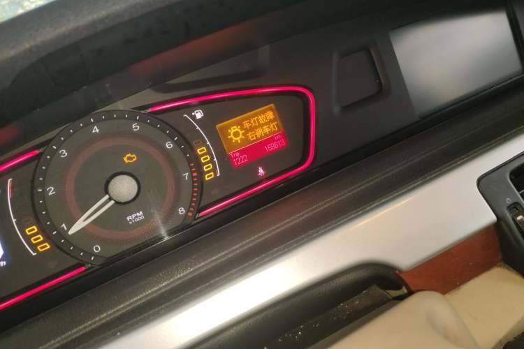 Used Roewe 550 2008 550D 1.8T Manual Prestige Edition Odometer Close Up