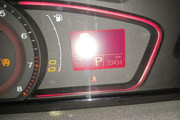 Used Roewe 550 2008 550D 1.8T Automatic Premium Edition Odometer Close Up