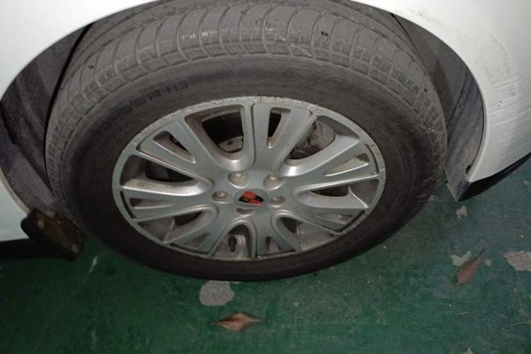 Used Roewe 550 2008 550D 1.8T Automatic Premium Edition Right Front Wheel Hub