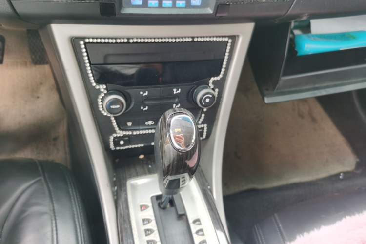 Used Roewe 550 2009 550S 1.8L Automatic Start-Up Edition Gear Lever