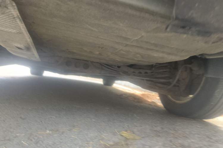Used Roewe 550 2010 550 1.8L Manual Qiyue New Year Edition Chassis Rear