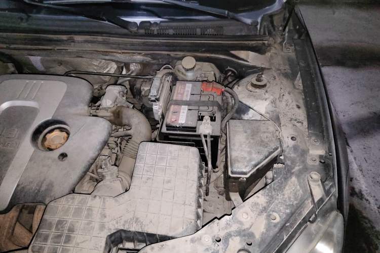 Used Roewe 550 2010 550S 1.8L Automatic Start-Zhen New Year Edition Engine Bay Left