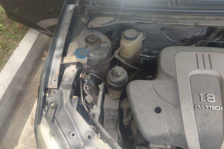 Used Roewe 550 2010 550 1.8L Manual Qiyue New Year Edition Engine Bay Right