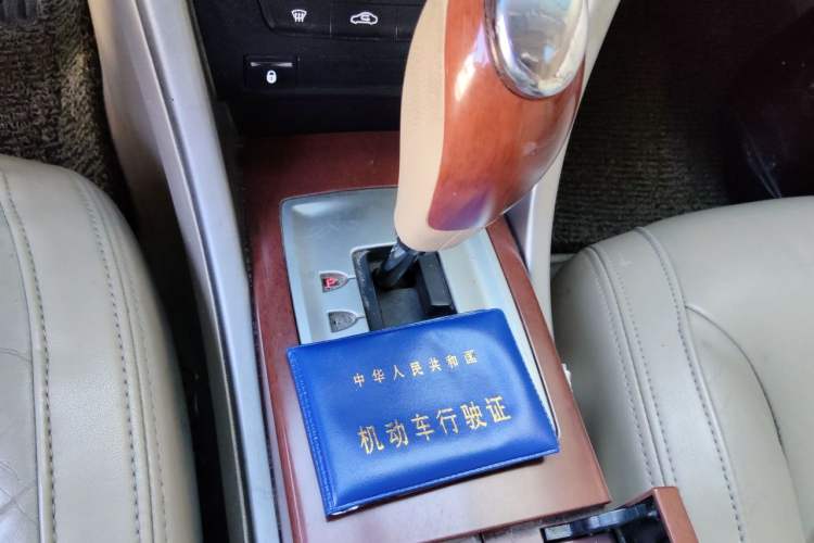 Used Roewe 550 2010 550 1.8L Automatic Expo Style Edition Gear Lever