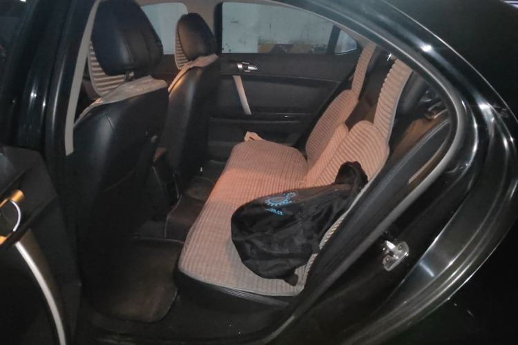 Used Roewe 550 2010 550S 1.8L Automatic Start-Zhen New Year Edition Left Rear Seat